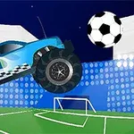Ένα μπλε φορτηγάκι τύπου monster truck πηδάει στον αέρα μπροστά από μια μεγάλη μπάλα ποδοσφαίρου σε γήπεδο με προβολείς στο βάθος