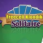 Πέντε κάρτες με την επιγραφή Freecell Klondike Solitaire πάνω από ένα πράσινο τραπέζι και δεξιά εμφανίζονται τέσσερις κάρτες με τα σύμβολα Άσος, Ρήγας, Βαλές και Ντάμα σε μοβ φόντο