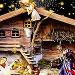 Σκηνή γέννησης με ξύλινη φάτνη, φως άστρου και αγγελάκι στην οροφή