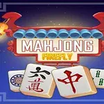 Πολύχρωμη εικόνα με τίτλο MAHJONG FIREFLY και τρία μαγιόνγκ πλακίδια σε μπλε φόντο