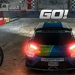 Rally Point Ένα αγωνιστικό αυτοκίνητο σε πίστα με φωτισμένα πίσω φώτα και τη λέξη GO!