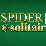 Κίτρινη λέξη Spider Solitaire και τρία τραπουλόχαρτα σε πράσινο φόντο