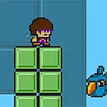 Ένας pixel χαρακτήρας στέκεται πάνω σε πράσινα μπλοκ, με ένα μπλε πουλί να πετάει δεξιά του
