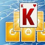 Κόκκινος βασιλιάς καρδιές μπροστά από πέντε κλειστά φύλλα με φόντο νερό