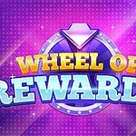 Τροχός με την επιγραφή Wheel of Rewards σε φωτεινό μωβ φόντο με λαμπερά εφέ